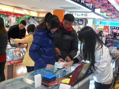 寒假“学生一族”搅热合肥数码市场，时尚电子产品成消费新宠